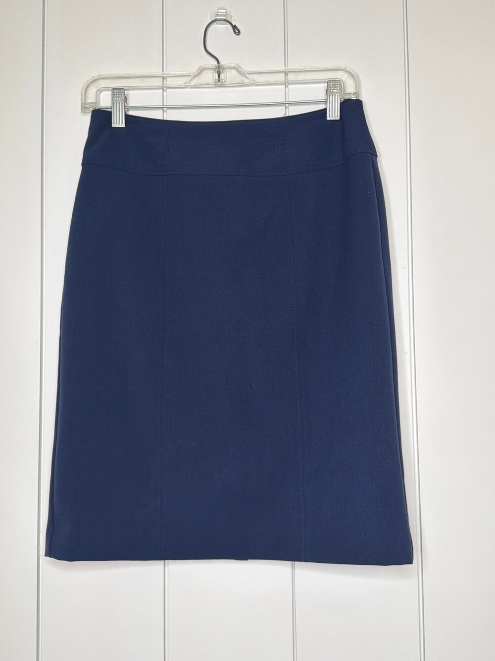 Worthington Navy Blue Pencil Skirt – Size 4 – Classic Workwear